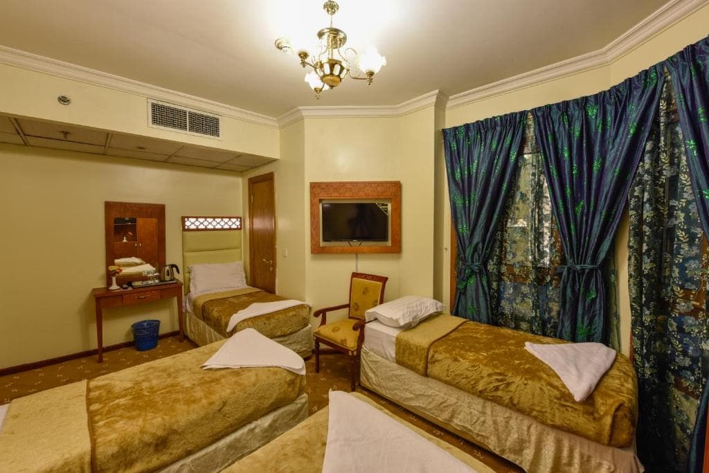 Al Mukhtarah Al Zahabi Hotel