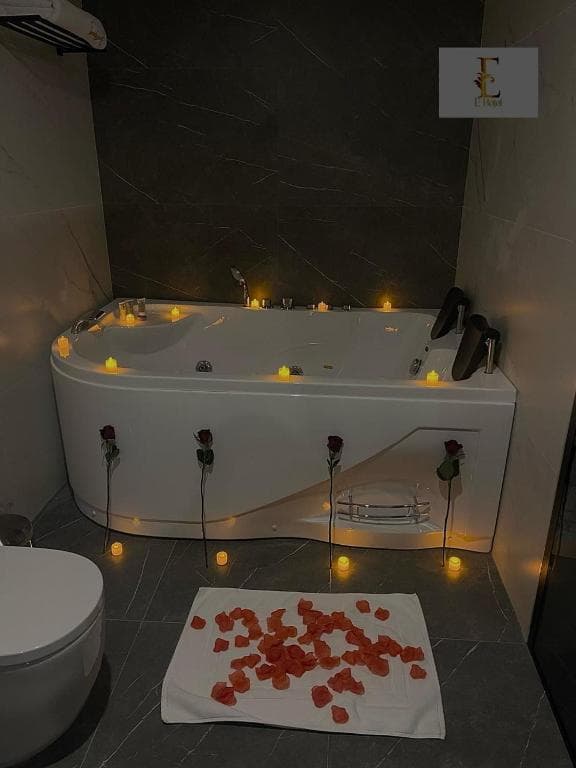 E Hotel