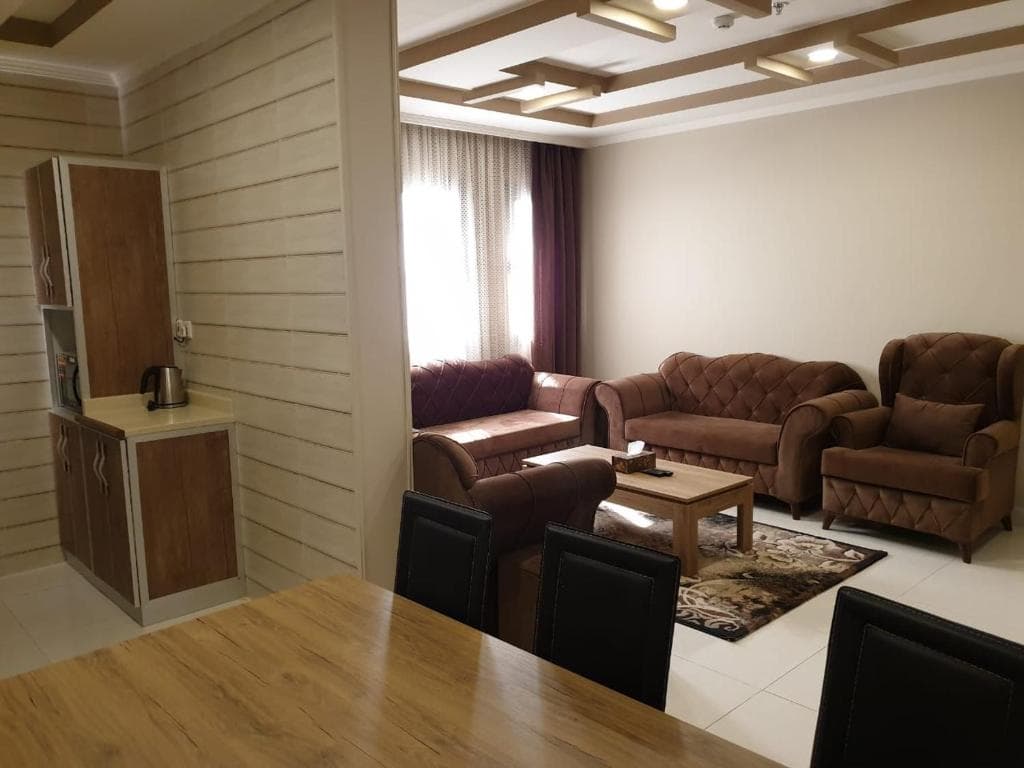 Masah Hotel Suites
