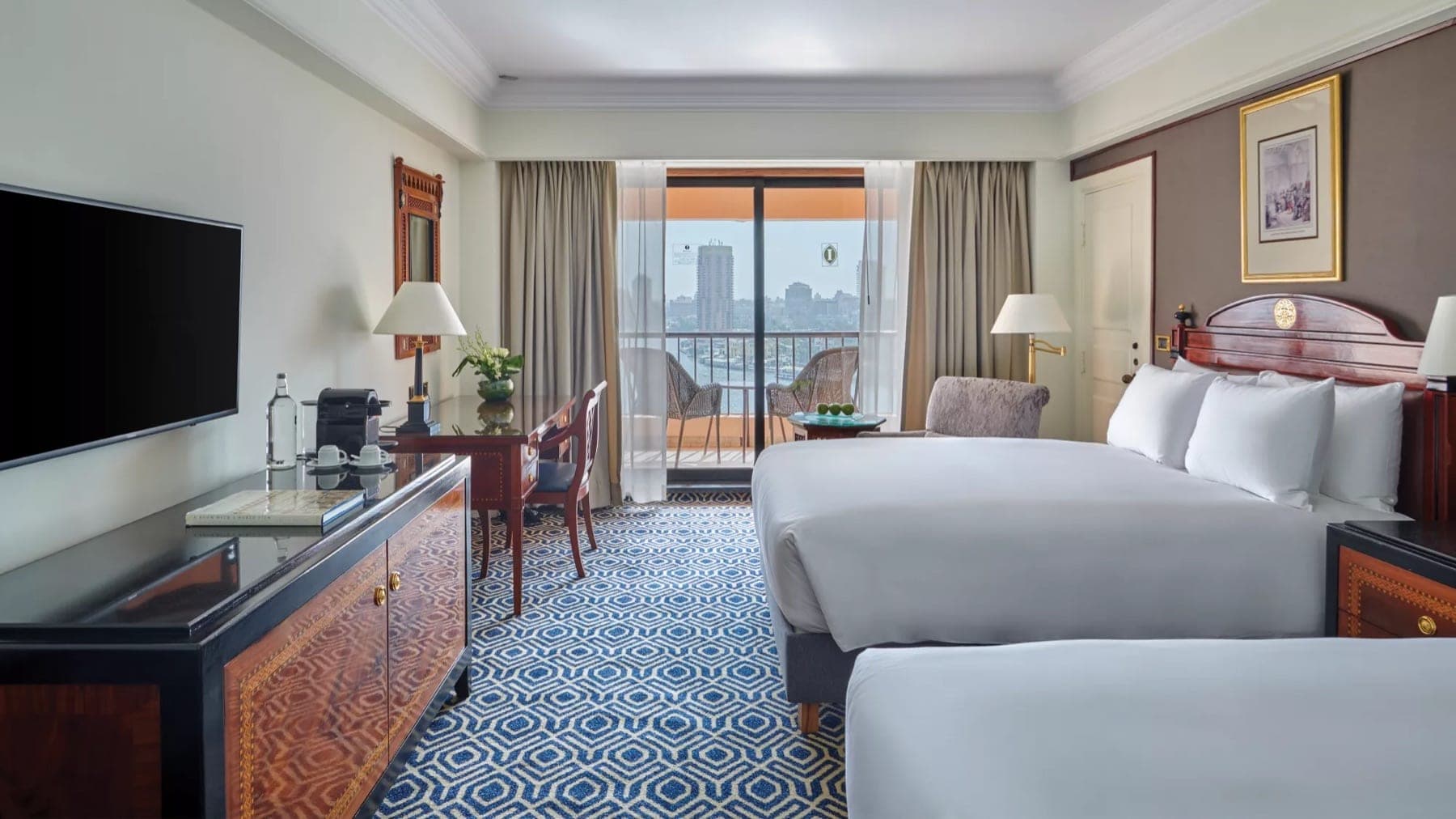 Intercontinental Semiramis