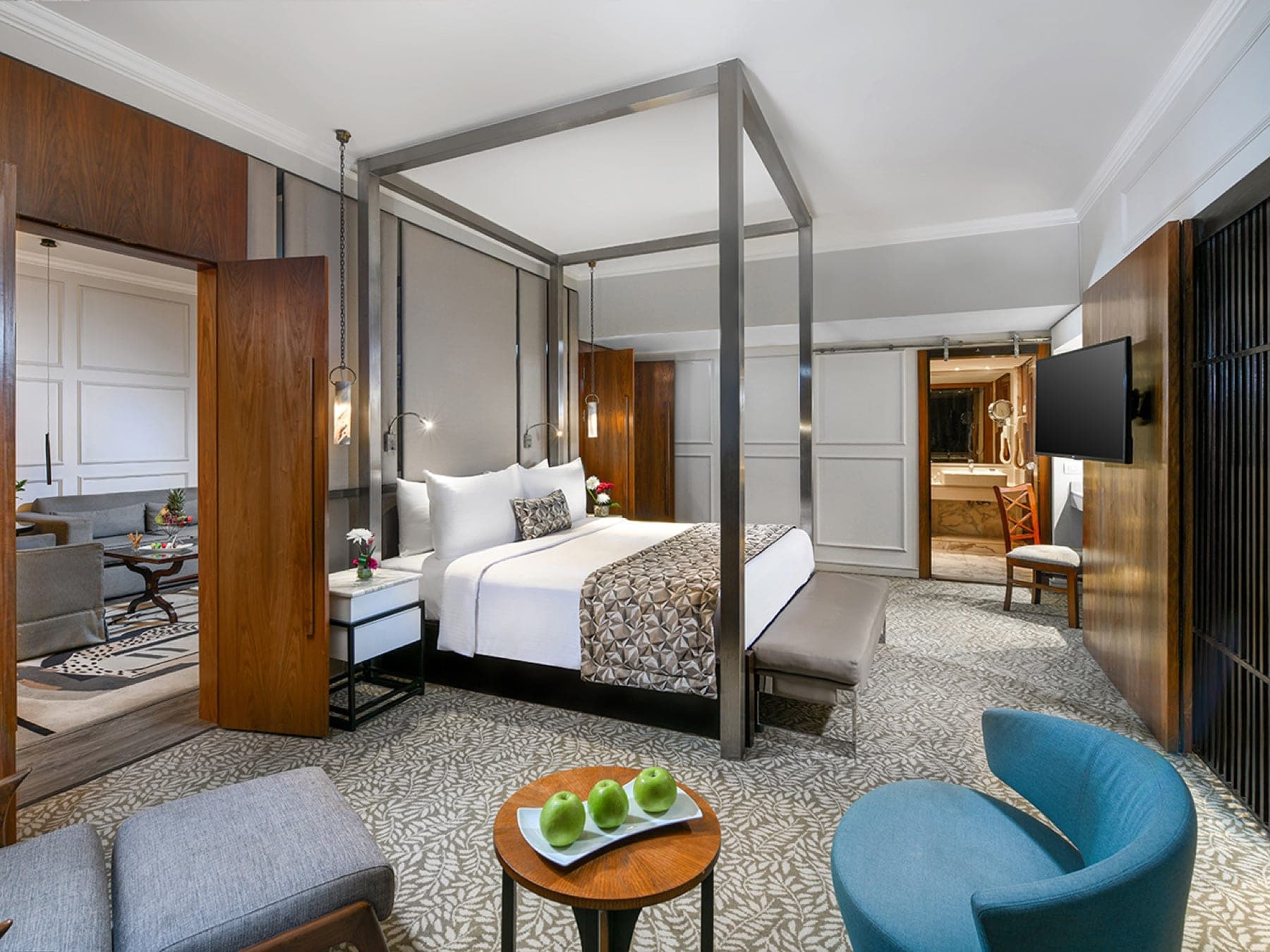 Sonesta Hotel