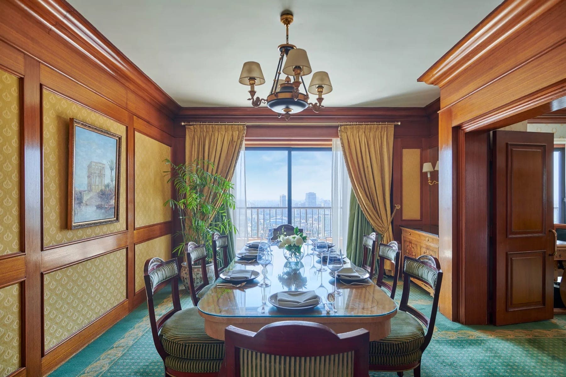 Intercontinental Semiramis