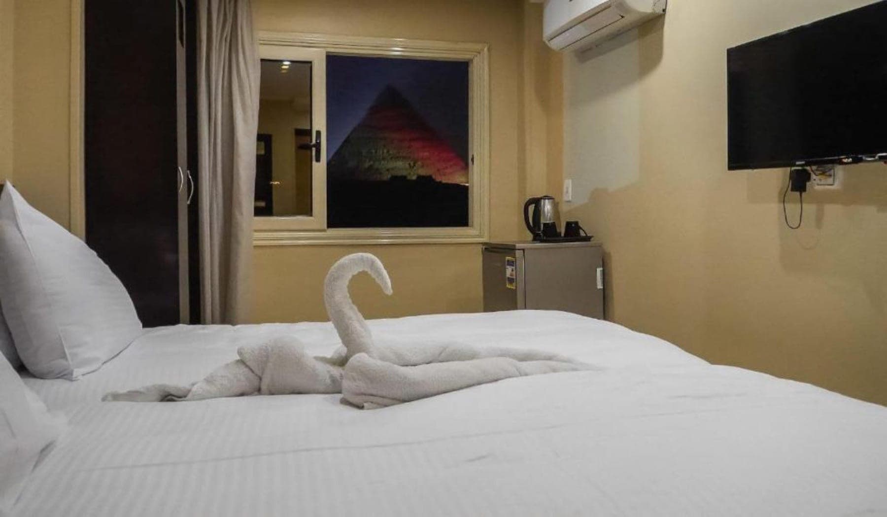 Egypt Pyramids Inn